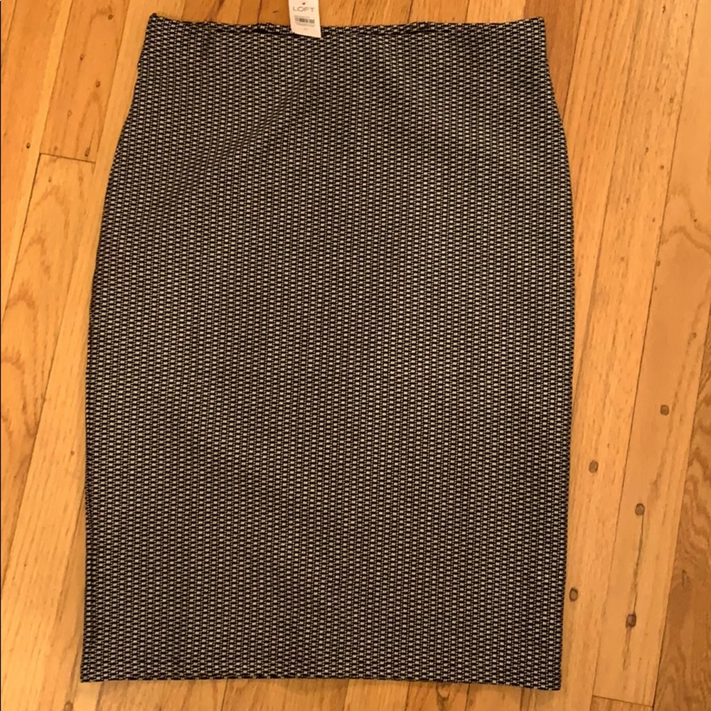Loft pencil skirt